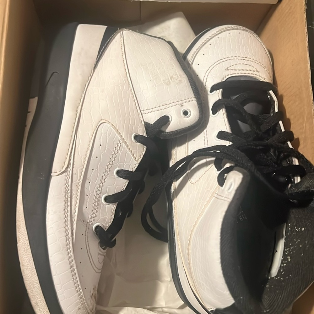 Jordan 2s